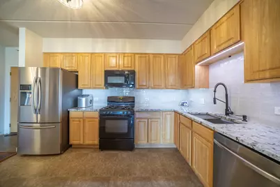 77 N Wolf Road #406, Northlake, IL 60164 - Photo 9