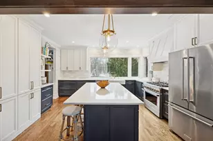 236 Maplewood Rd, Riverside, IL 60546 - Photo 15