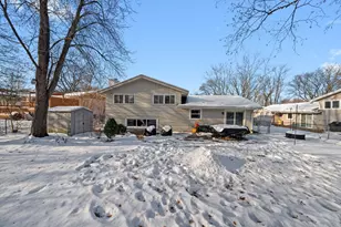 511 S Walnut Ln, Schaumburg, IL 60193 - Photo 31