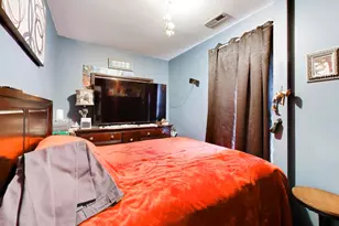 1116 S Homan Ave, Chicago, IL 60624 - Photo 25