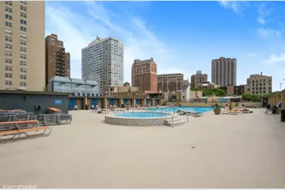 655 W Irving Park Road #3604, Chicago, IL 60613 - Photo 11