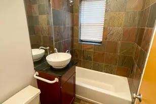 6736 N Glenwood Ave, Chicago, IL 60626 - Photo 5