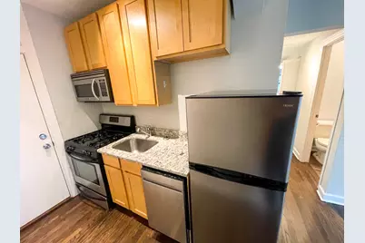 6736 N Glenwood Avenue #2S, Chicago, IL 60626 - Photo 5