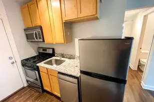 6736 N Glenwood Ave, Chicago, IL 60626 - Photo 5