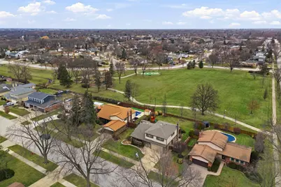 2126 E Waverly Lane, Arlington Heights, IL 60004 - Photo 5