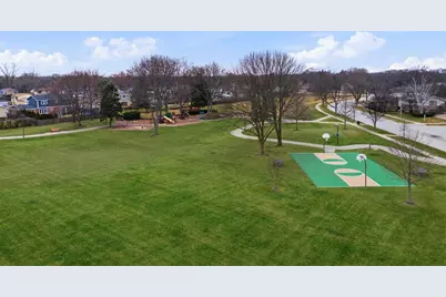 2126 E Waverly Lane, Arlington Heights, IL 60004 - Photo 7