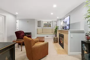 643 W Melrose St, Chicago, IL 60657 - Photo 5