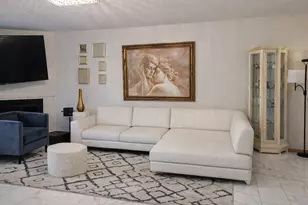 8254 Chestnut Dr, Palos Hills, IL 60465 - Photo 5