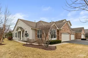 1194 John Hancock Dr, Bolingbrook, IL 60490 - Photo 5