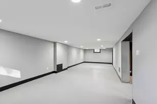 17641 Burnham Ave, Lansing, IL 60438 - Photo 17