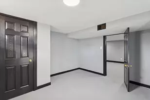 17641 Burnham Ave, Lansing, IL 60438 - Photo 19