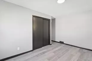 17641 Burnham Ave, Lansing, IL 60438 - Photo 11