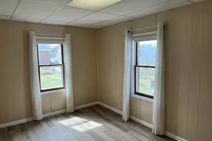 906 N Wasson St, Streator, IL 61364 - Photo 9