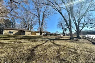 40210 N Lakeview Ave, Antioch, IL 60002 - Photo 31