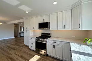 40210 N Lakeview Ave, Antioch, IL 60002 - Photo 11