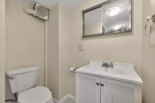 720 E Harrison Ave, Wheaton, IL 60187 - Photo 21