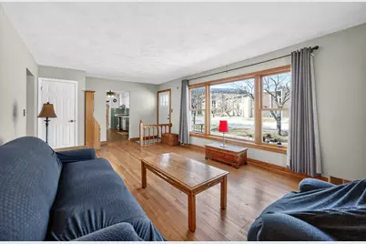 720 E Harrison Avenue, Wheaton, IL 60187 - Photo 5