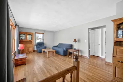 720 E Harrison Avenue, Wheaton, IL 60187 - Photo 3