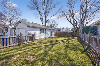 720 E Harrison Avenue, Wheaton, IL 60187 - Photo 27