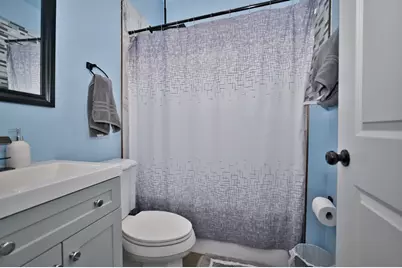 7753 S Honore Street, Chicago, IL 60620 - Photo 25