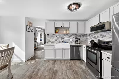 3728 Pebble Creek, McHenry, IL 60050 - Photo 7