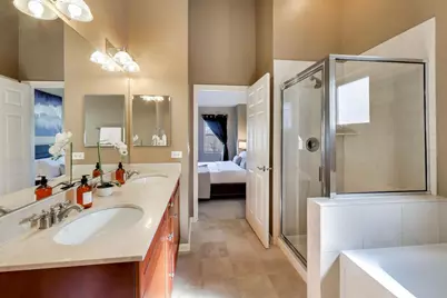 3942 N Kolmar Avenue, Chicago, IL 60641 - Photo 19