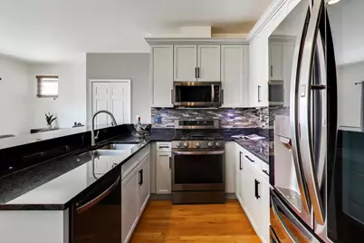 3942 N Kolmar Avenue, Chicago, IL 60641 - Photo 11