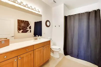 1199 E Port Clinton Road #701, Vernon Hills, IL 60061 - Photo 9