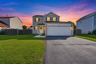 811 Mission Blvd, Joliet, IL 60436 - Photo 1