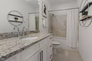 3140 N Sheffield Ave, Chicago, IL 60657 - Photo 13