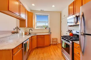 1524 W Fargo Ave, Chicago, IL 60626 - Photo 11