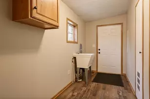 5647 Buttercup Ln, Machesney Park, IL 61115 - Photo 25