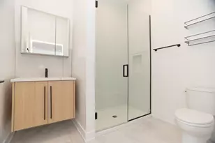 2042 W Irving Park Rd, Chicago, IL 60618 - Photo 7