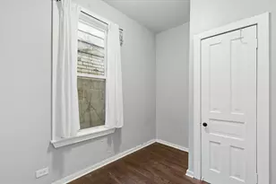 4140 N Western Ave, Chicago, IL 60618 - Photo 25