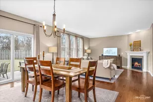 1721 Harcourt Dr, Woodridge, IL 60517 - Photo 19