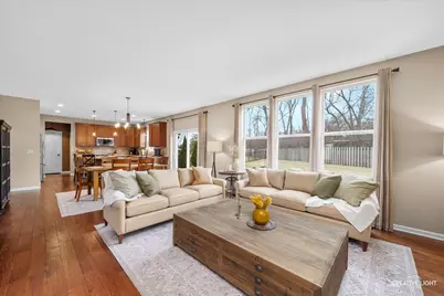 1721 Harcourt Drive, Woodridge, IL 60517 - Photo 11