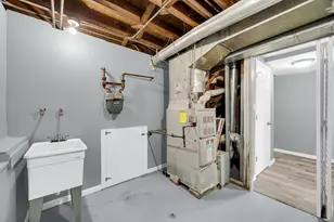 911 E 76th St, Chicago, IL 60619 - Photo 19