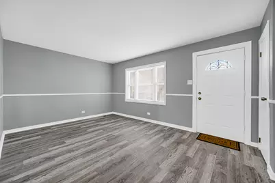 911 E 76th Street, Chicago, IL 60619 - Photo 13