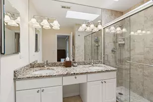 1071 Mt Vernon Ave, Lake Forest, IL 60045 - Photo 17