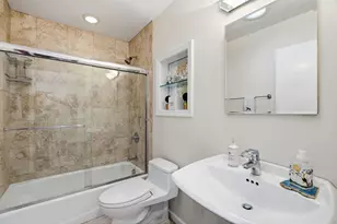 1071 Mt Vernon Ave, Lake Forest, IL 60045 - Photo 13