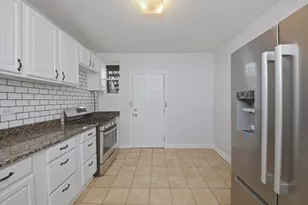 6541 S Woodlawn Ave, Chicago, IL 60637 - Photo 13