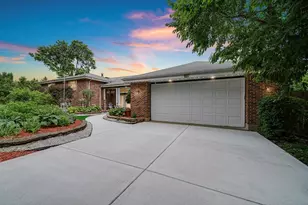 20651 N Horatio Blvd, Lincolnshire, IL 60069 - Photo 1