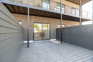 2042 W Irving Park Rd, Chicago, IL 60618 - Photo 13