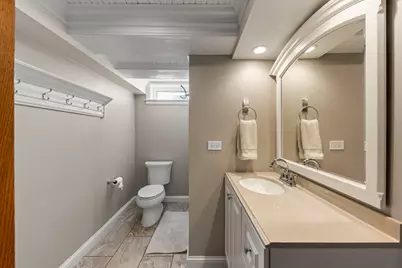 245 N Lombard Avenue, Lombard, IL 60148 - Photo 21