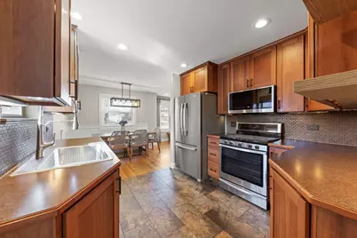 245 N Lombard Avenue, Lombard, IL 60148 - Photo 9