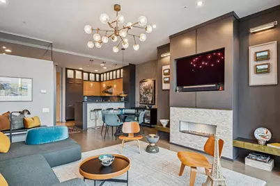 500 W Superior Street #1513, Chicago, IL 60654 - Photo 5