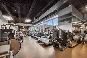 500 W Superior St, Chicago, IL 60654 - Photo 23