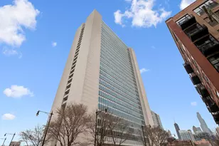 500 W Superior St, Chicago, IL 60654 - Photo 1