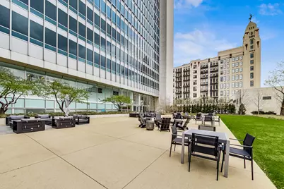 500 W Superior Street #1513, Chicago, IL 60654 - Photo 27