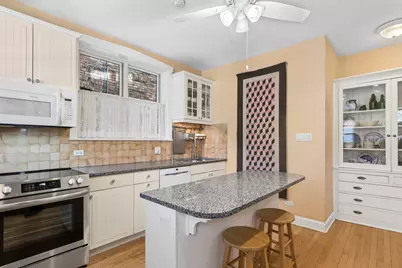 805 Hinman Avenue #1, Evanston, IL 60202 - Photo 17